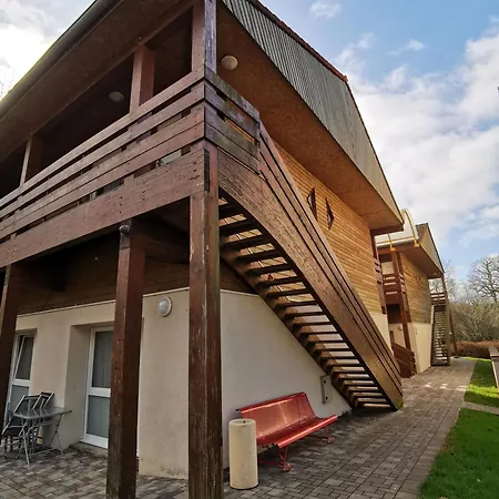 Centre Thermal Touristique - Casa 岩尼维利