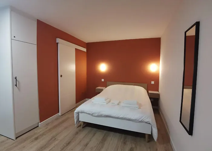 Centre Thermal Touristique - Casa * 岩尼维利